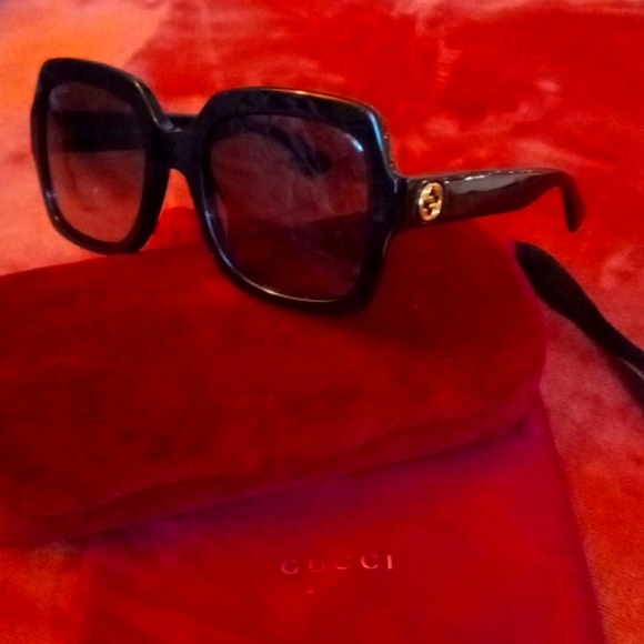 Gucci Sunglasseses